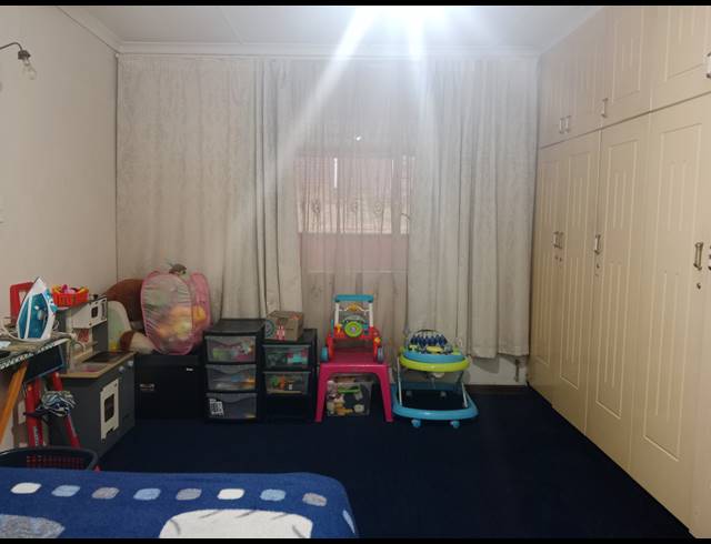 4 BEDROOM HOUSE FOR SALE IN ALLANDALE